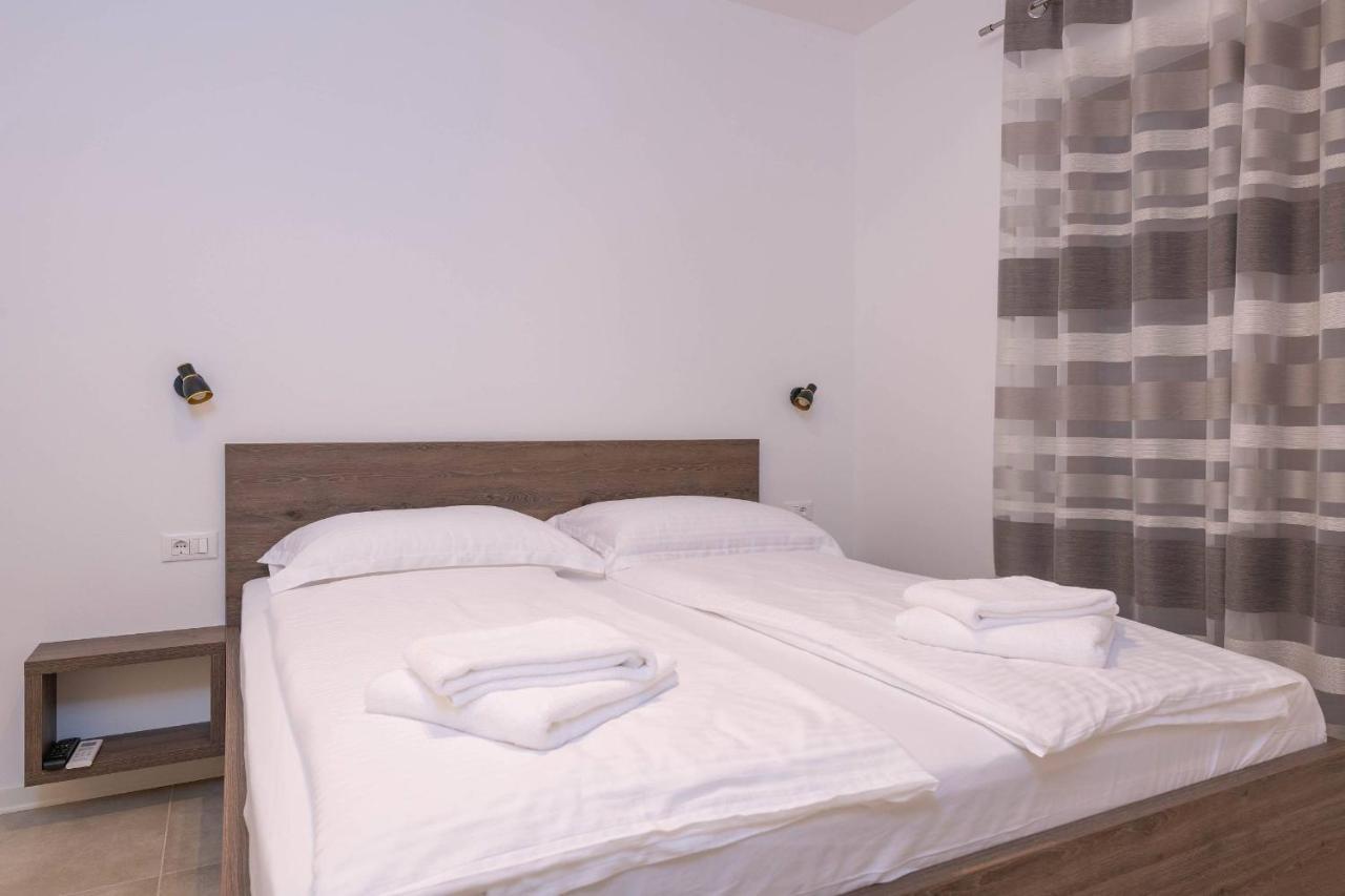 Holiday House Luca Poreč Buitenkant foto